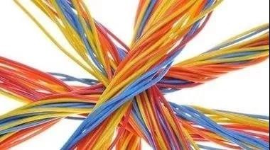 プロセス細部を引出すワイヤーおよびケーブル